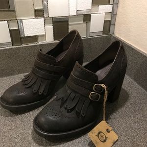 NWT Born (B.O.C.) Brand New Oxford Shoes